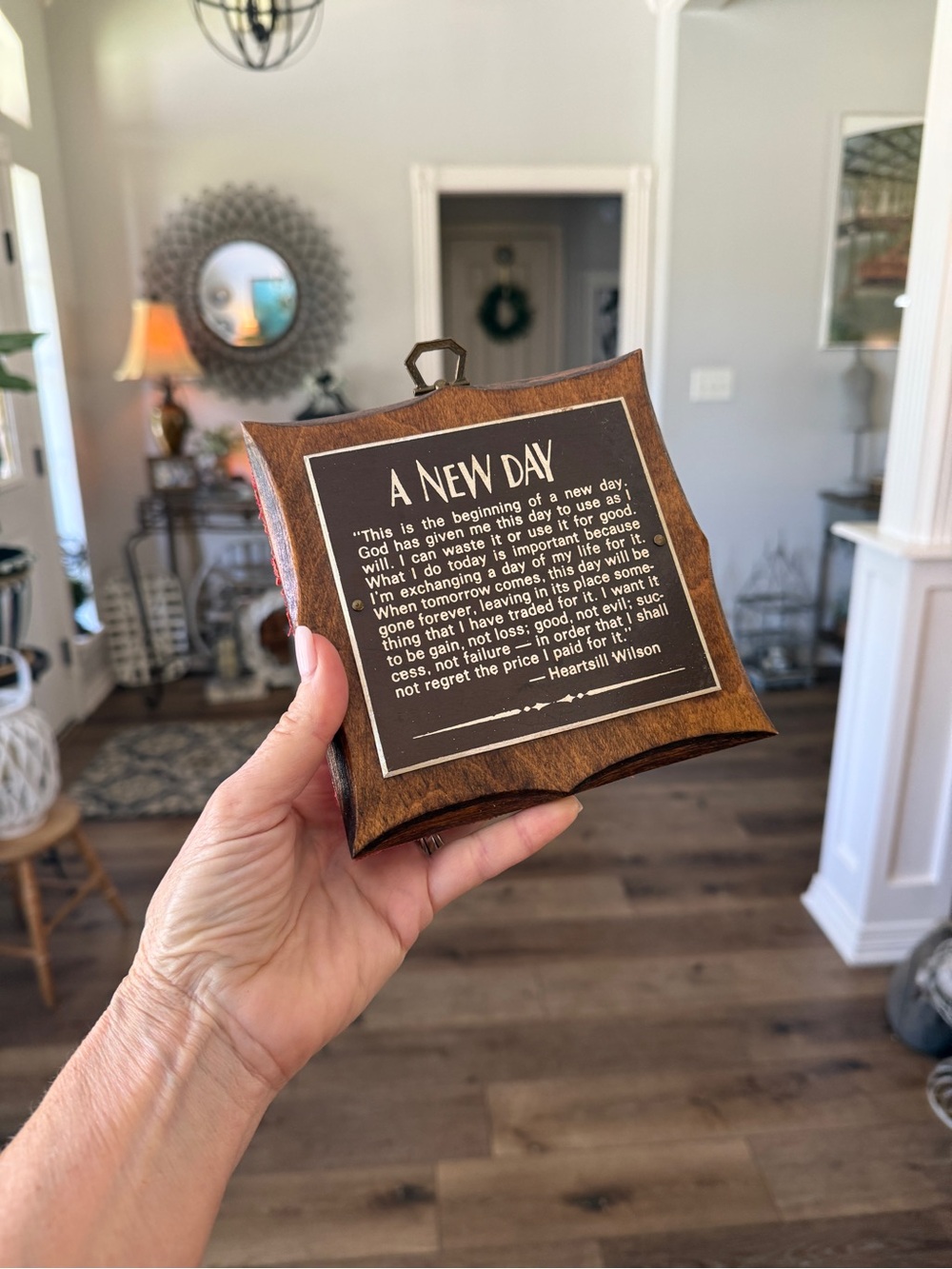 Vintage “A New Day”Framed Wooden Plaque - Inspirational Quote - Picture 7 of 7